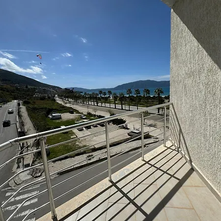 In Lungomare 아파트 Vlorë